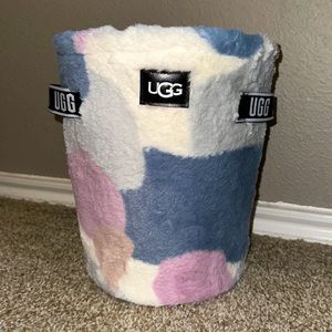 Ugg Fuzzy Trash Can